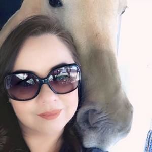 Meet your Posher, Erika